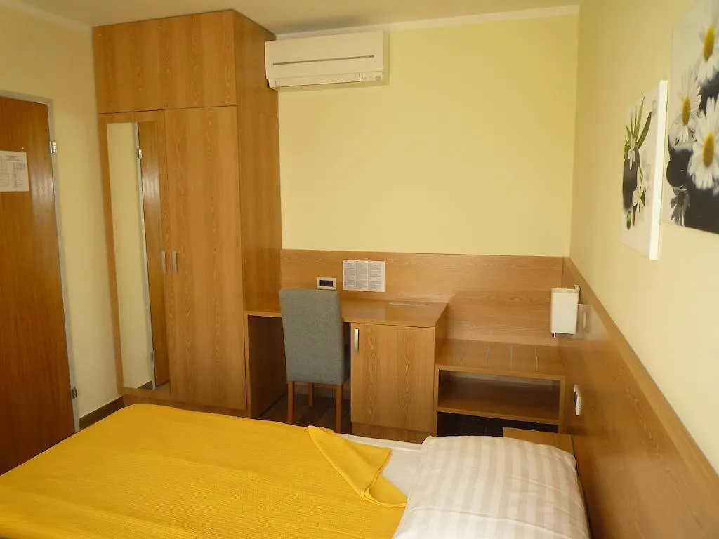 Bed & Breakfast Grgic 3*, Novigrad (Istria)